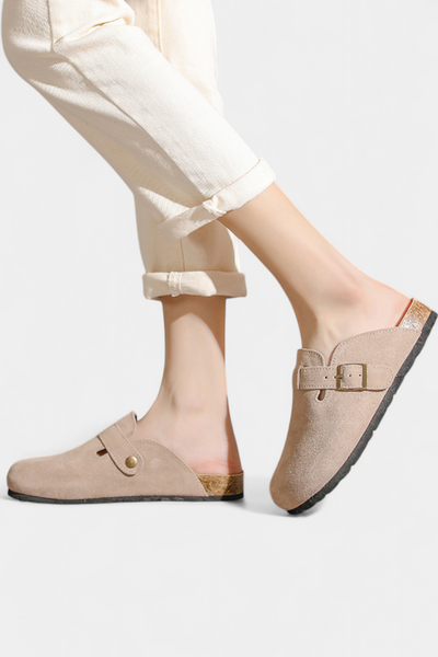 Aubree | Zuecos Unisex de Gamuza con Hebilla Ajustable